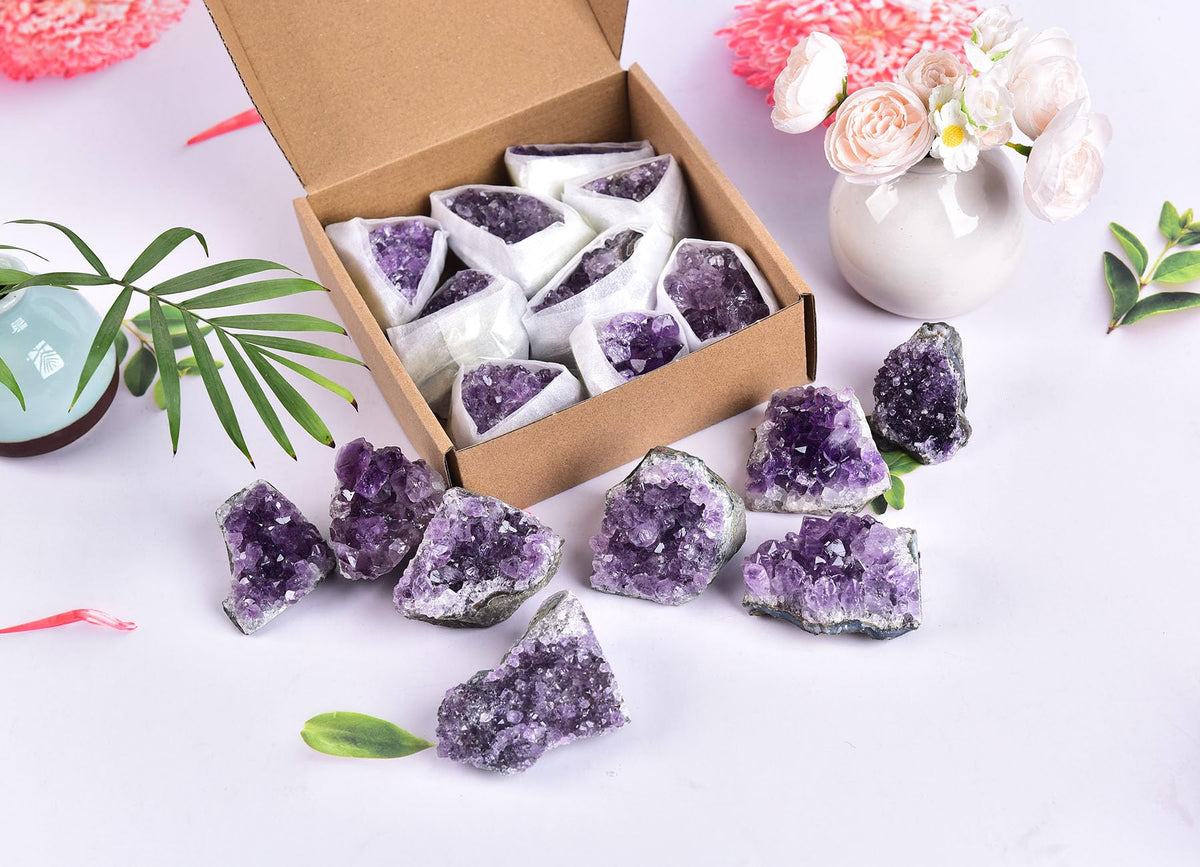 Natural Amethyst Clusters (Amethyst / 1.5 Lbs)