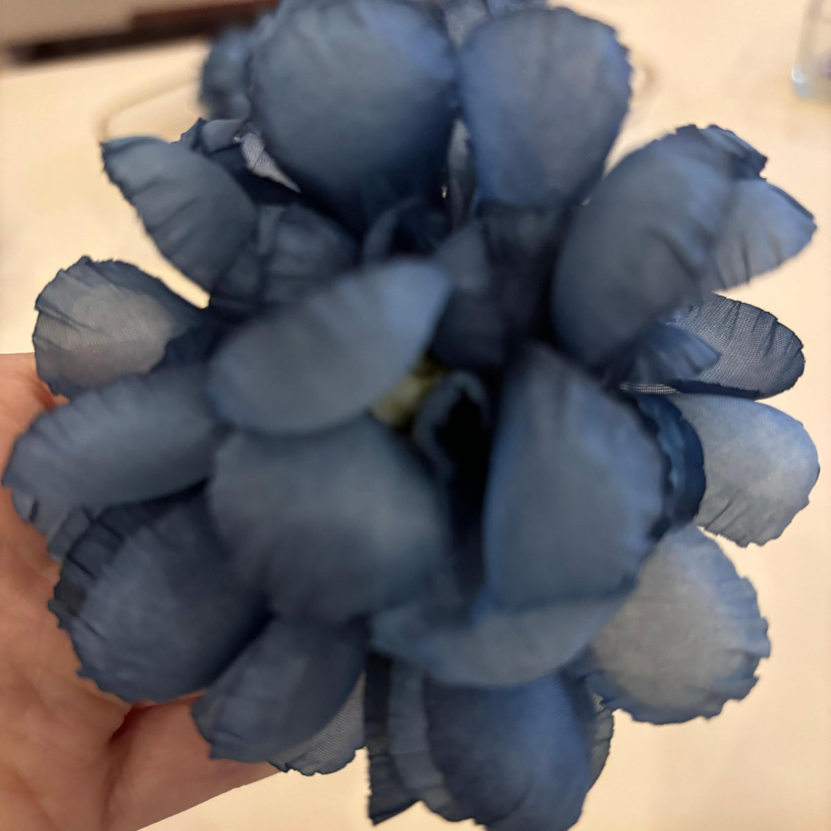 Floating Flowers for Floating Candle Centerpieces (Foggy Blue)