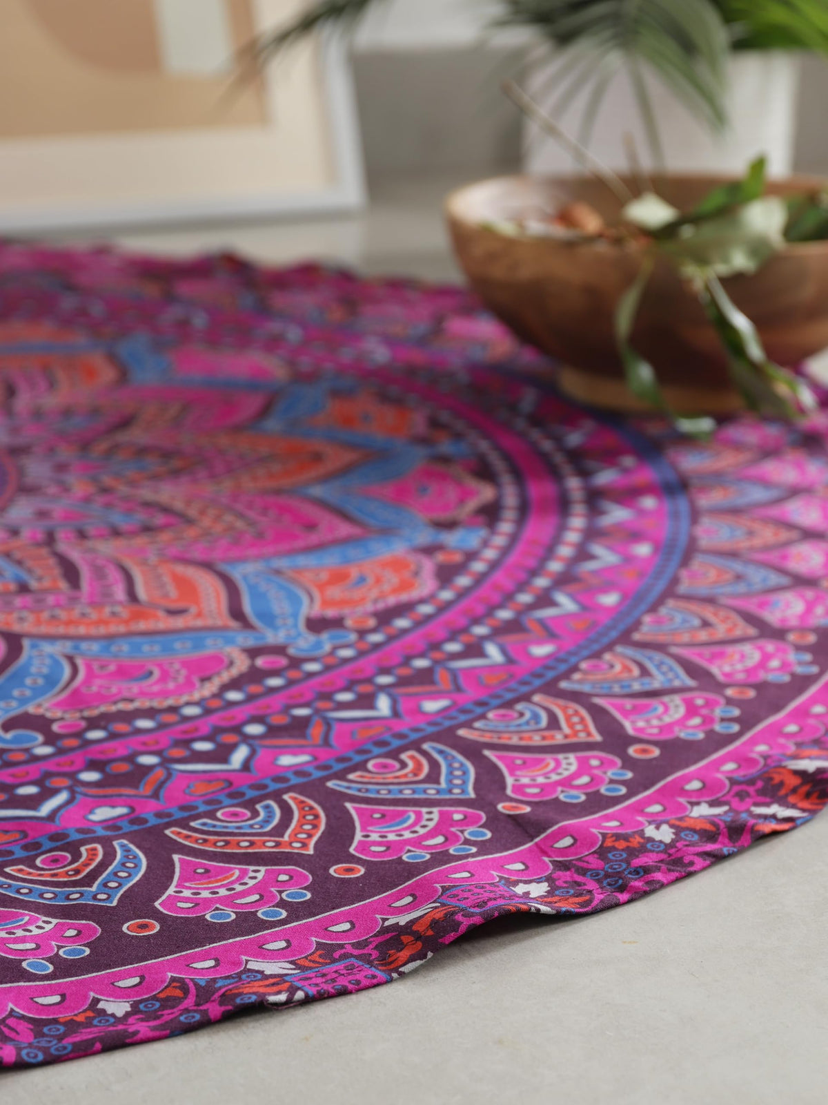 Round tapestry Indian Ombre Mandala Roundie Beach Throw Tapestry wall hanging Hippy Boho Gypsy Cotton Tablecloth Yoga Sheet 50" Purple (Barmeri Purple / 50"L x 50"W)