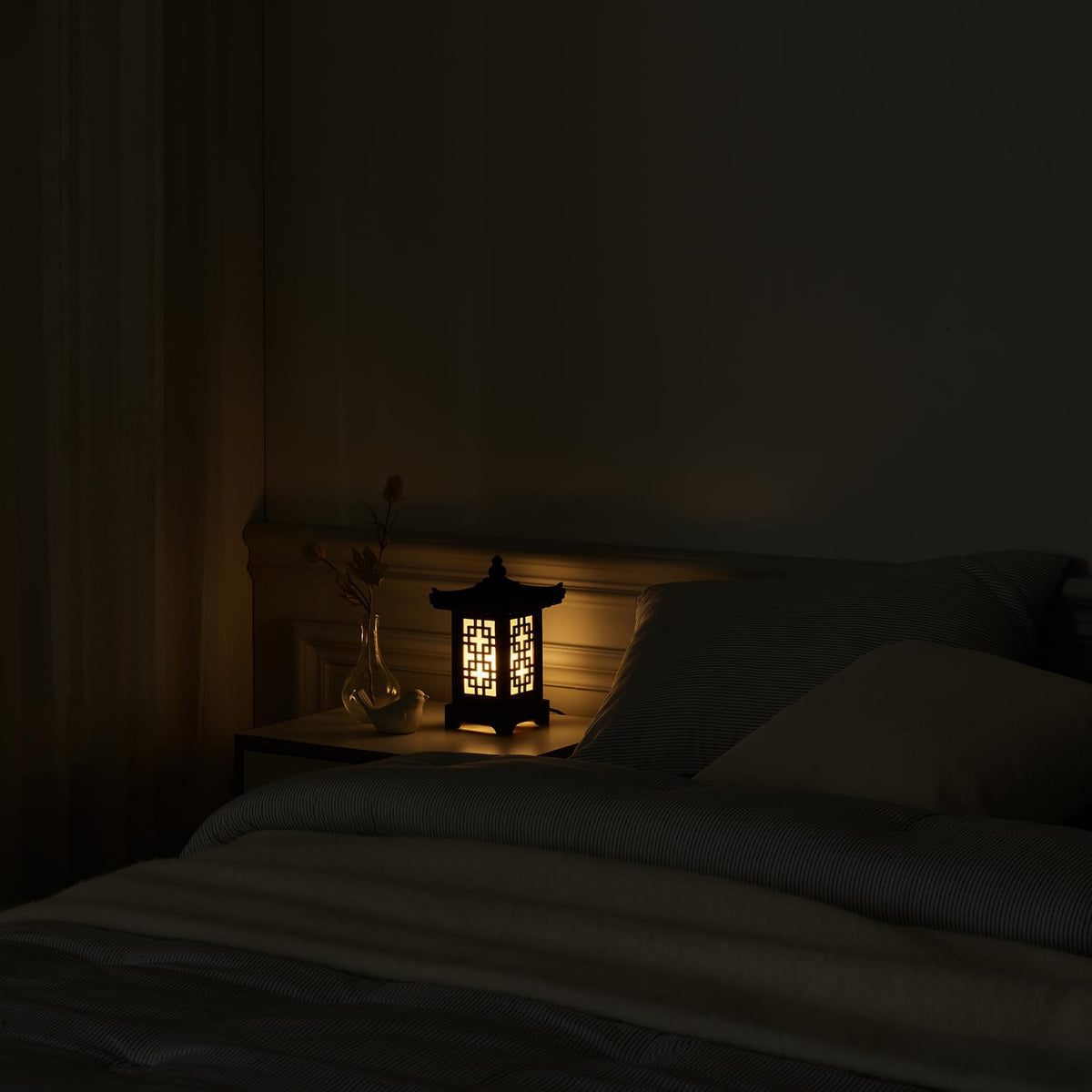 Traditional Korean Wood Lamp (Pine)