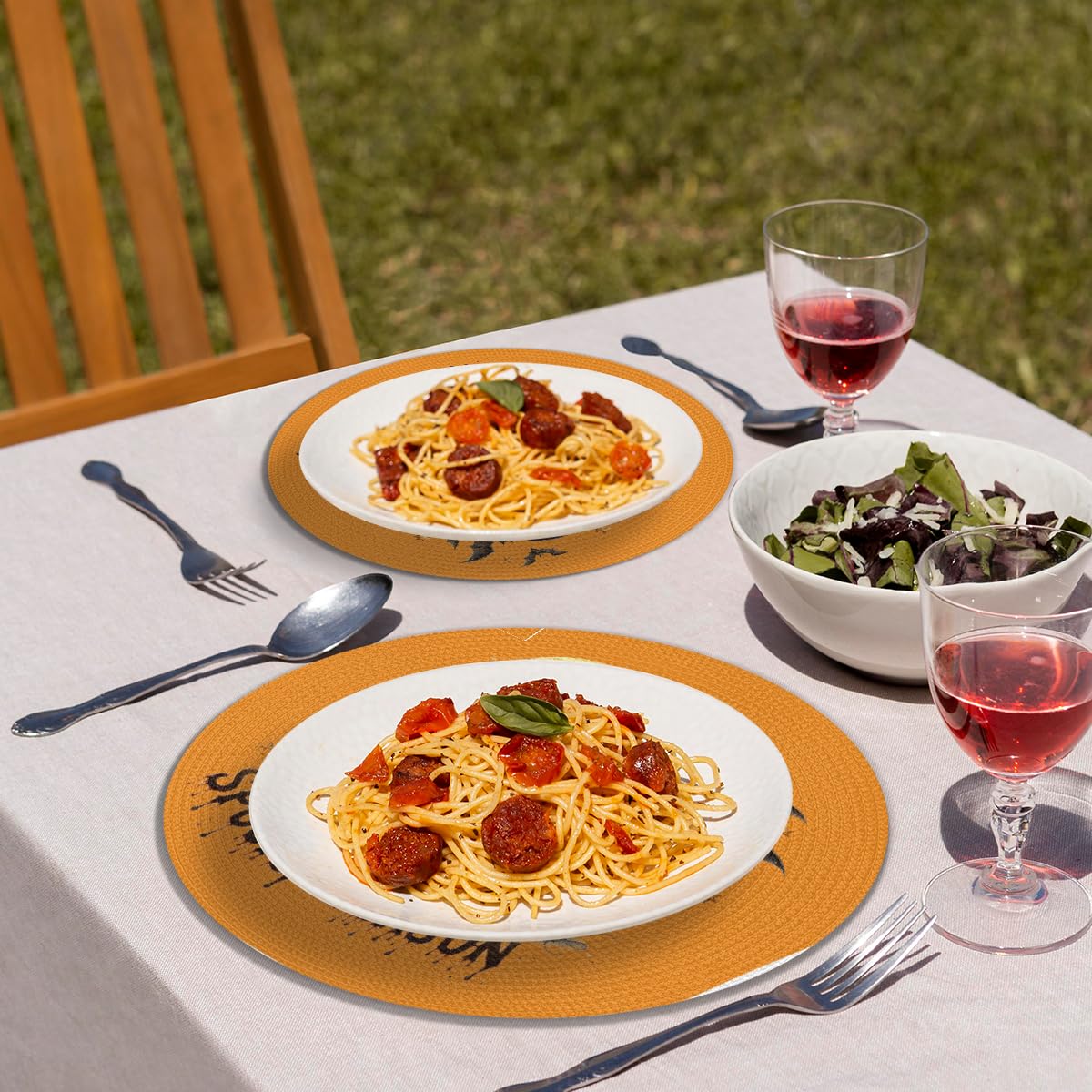 Halloween Woven Placemats Round Placemats Set of 6 for Festival Party (B 011 / 6 pieces)