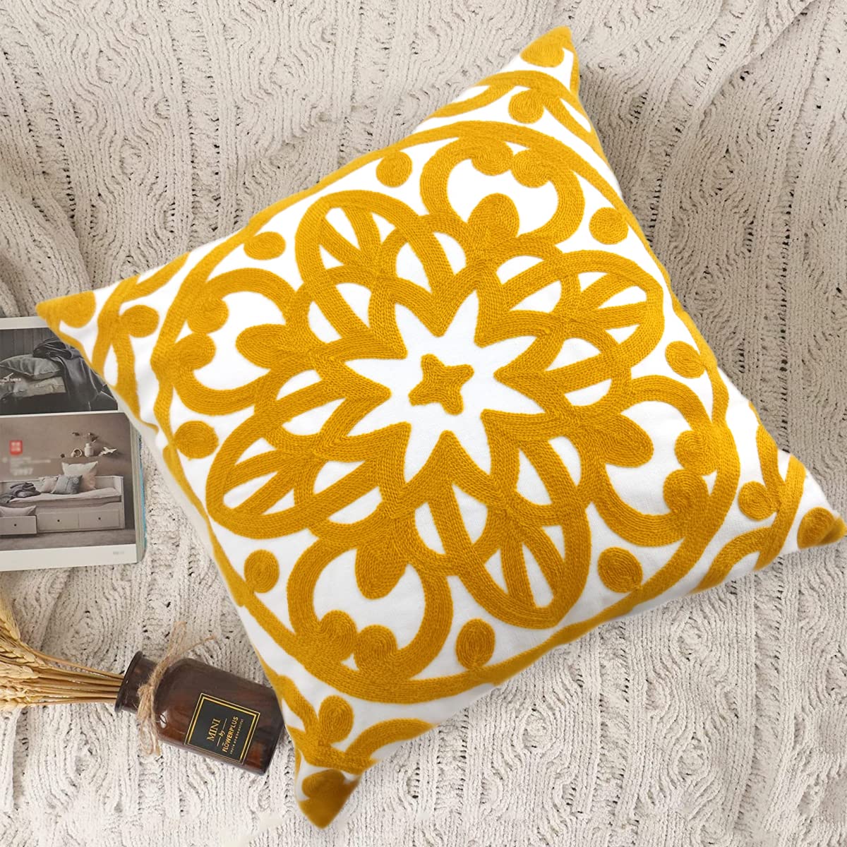 Embroidered Decorative Throw Pillow Cover 20"x 20" (Gold / 20" x 20" (Pack of 1))