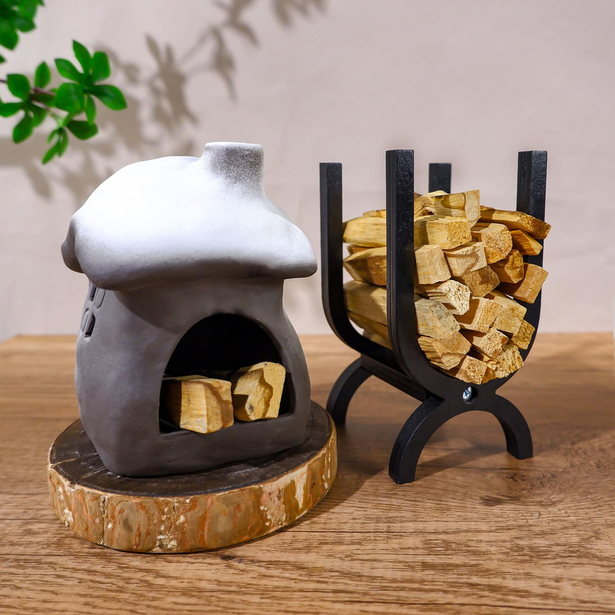 Tall Snow Roofed Ceramic Palo Santo Burner (Black-snow Top)