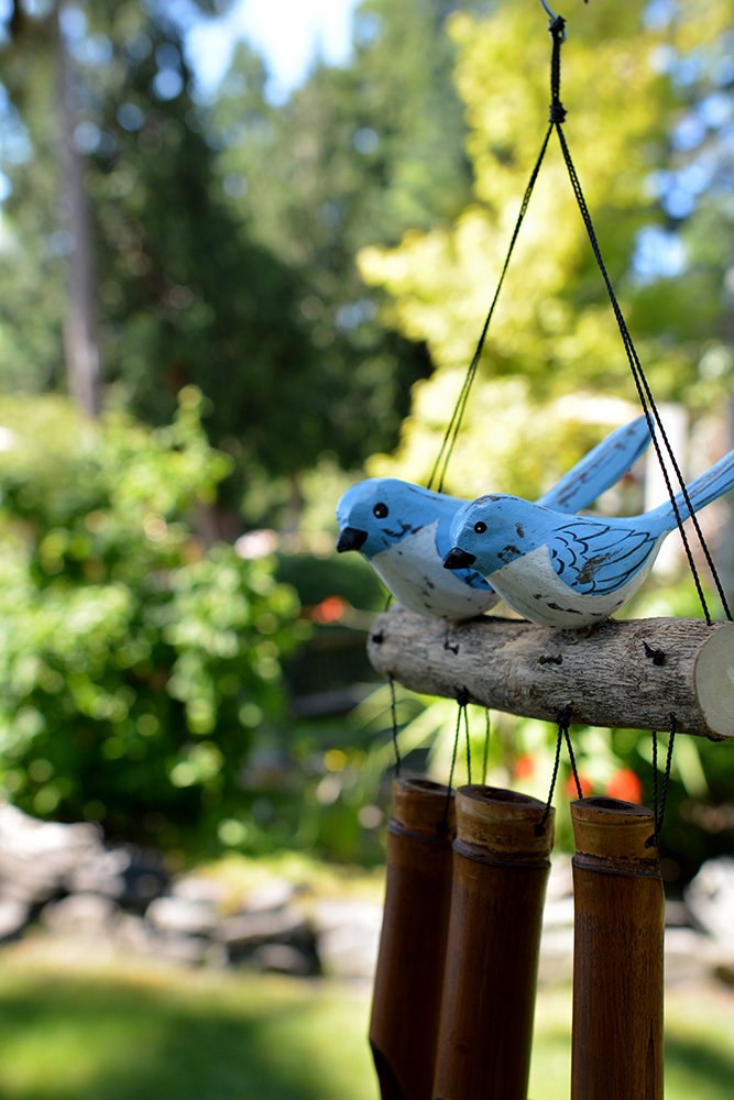 175EBF Blue Bird Family Distressed Wind Chime (Hand Painted Blue & White Distressed)