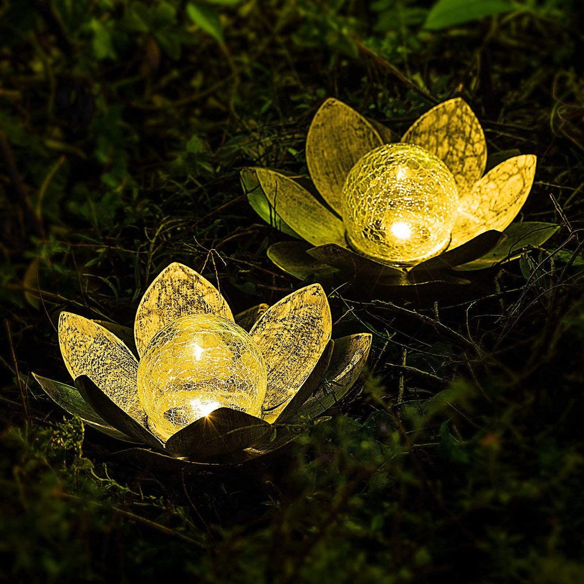 Solar Lights Outdoor Garden (Back and White Retro)