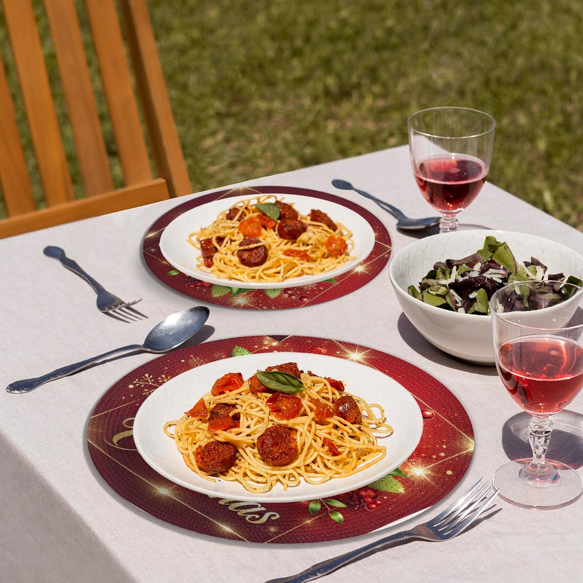 Christmas Woven Placemats Round Placemats Set of 6 for Festival Party (C 001 / 6 pieces)