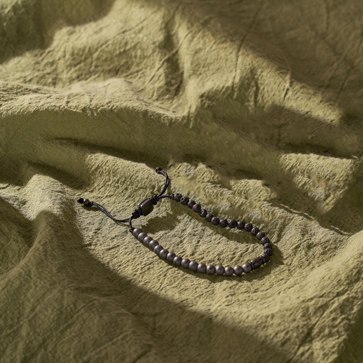 Men's Beaded Bracelet (Hematite/Lava)