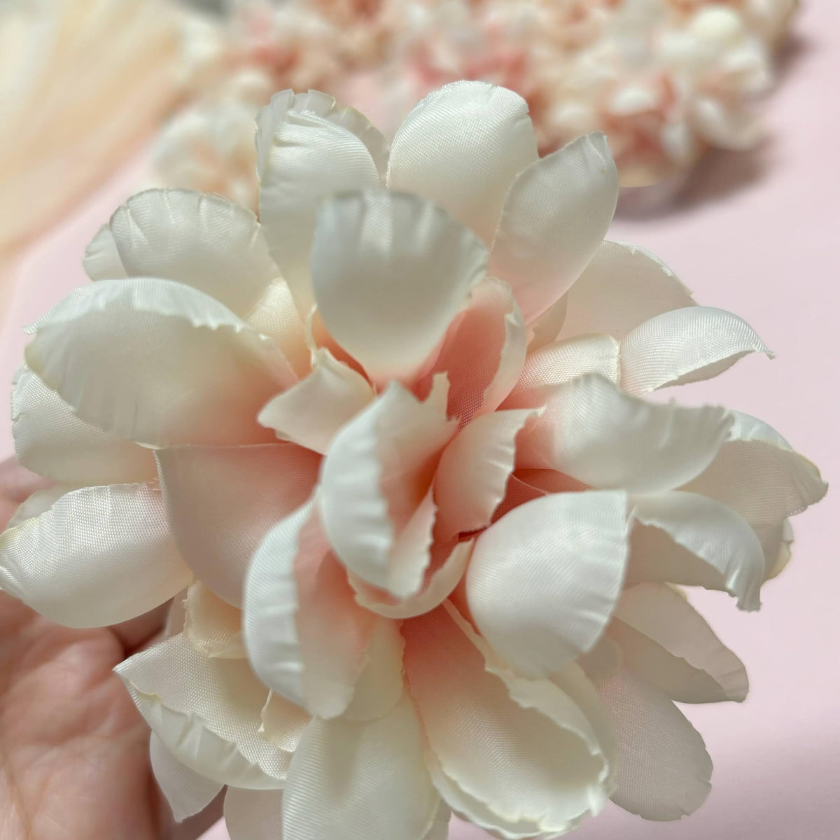 Floating Flowers for Floating Candle Centerpieces (Apricot)