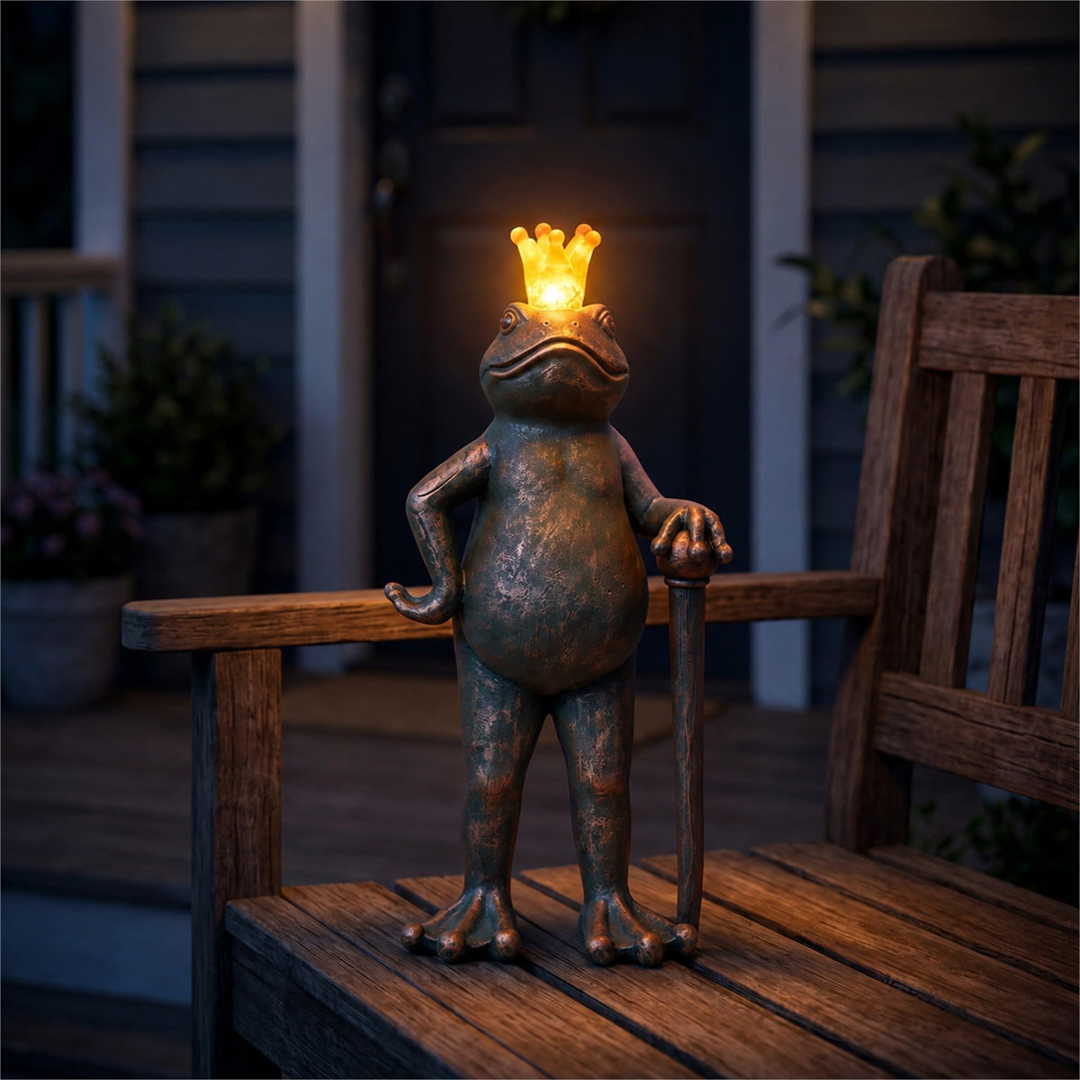 Solar Funny Frog Prince Garden Statue Outdoor Decor (Copper)