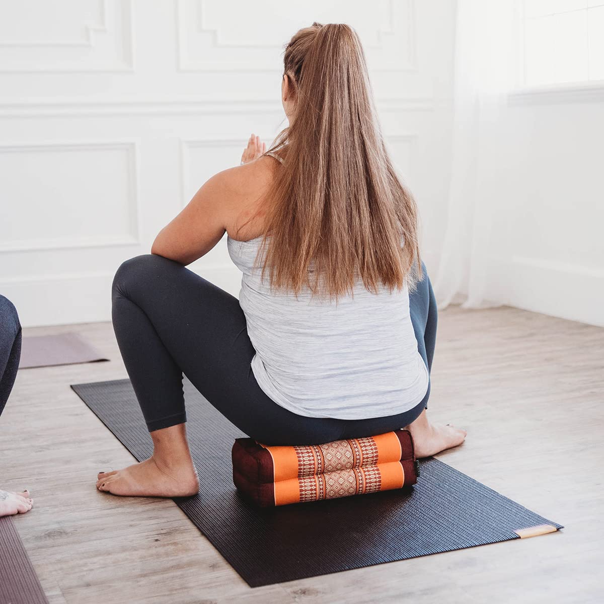 Yoga & Meditation Cushion (Burgundy/Blue)