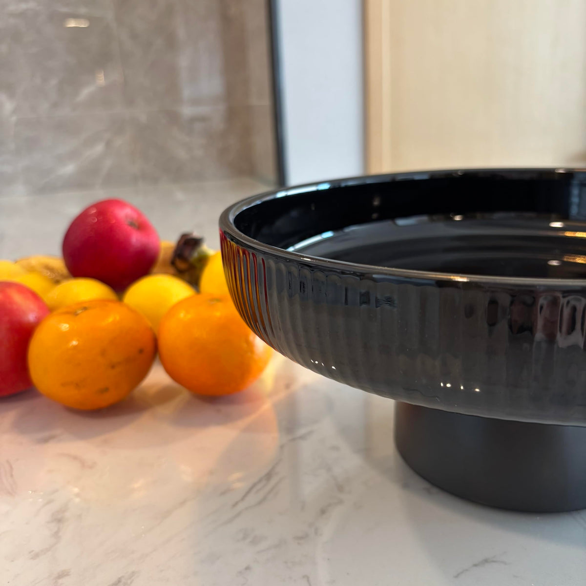 11" Ceramic Fruit Bowl for Kitchen Counter (Black)
