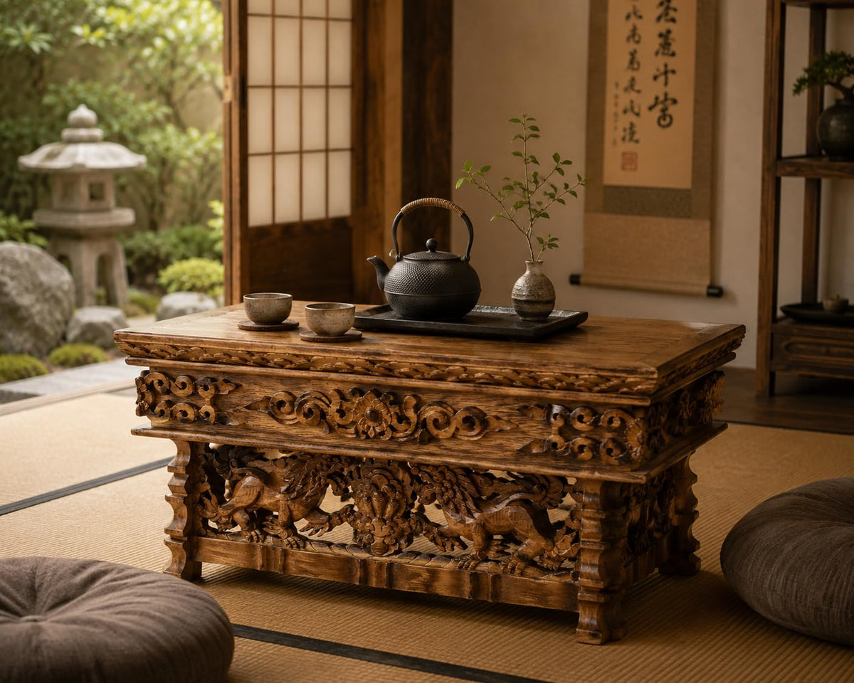 Small Snow Lion Altar Table (Small Snow Lion)