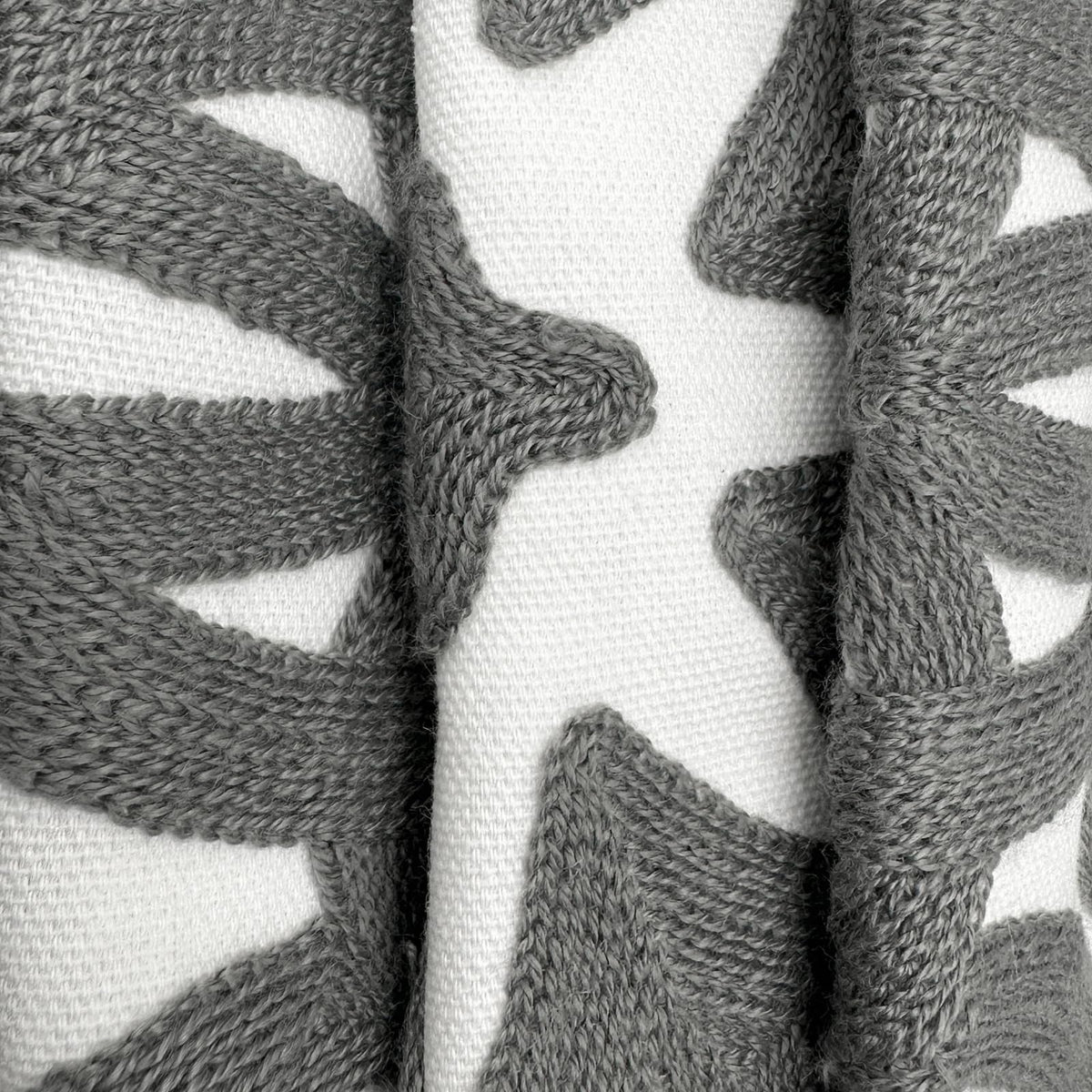 Embroidered Decorative Throw Pillow Cover 18"x 18" Set of 2 (Grey / 18" x 18" (Pack of 2))