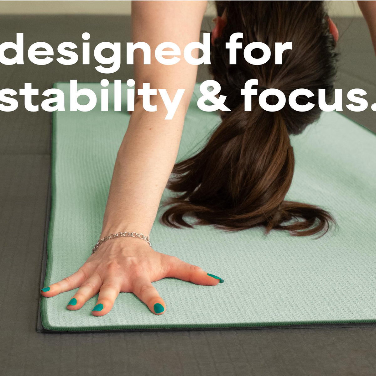 Aura Microfiber Yoga Mat Towel with Grip (Green)
