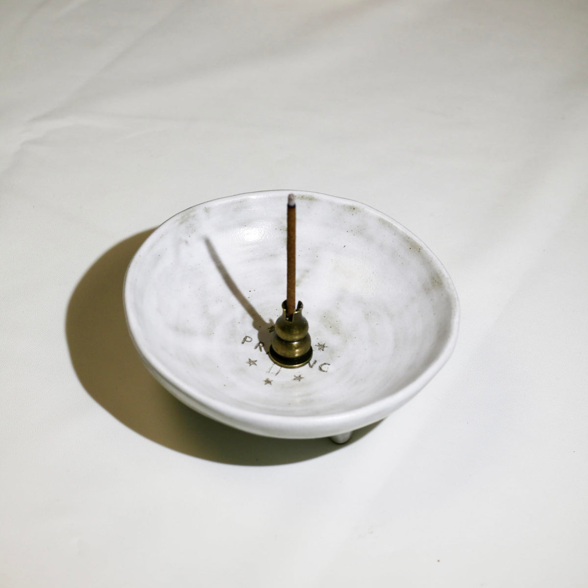 Prayer Offering Ritual Bowl Plate Great for Use Candles Tray Religious Spiritual Gifts（White Praying） (White Praying)