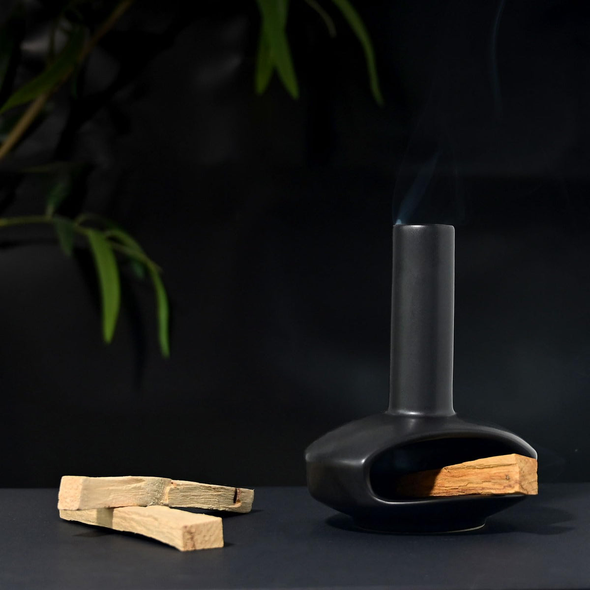 Mini Chimney Incense Burner (Round Bottomed Palo - Black)