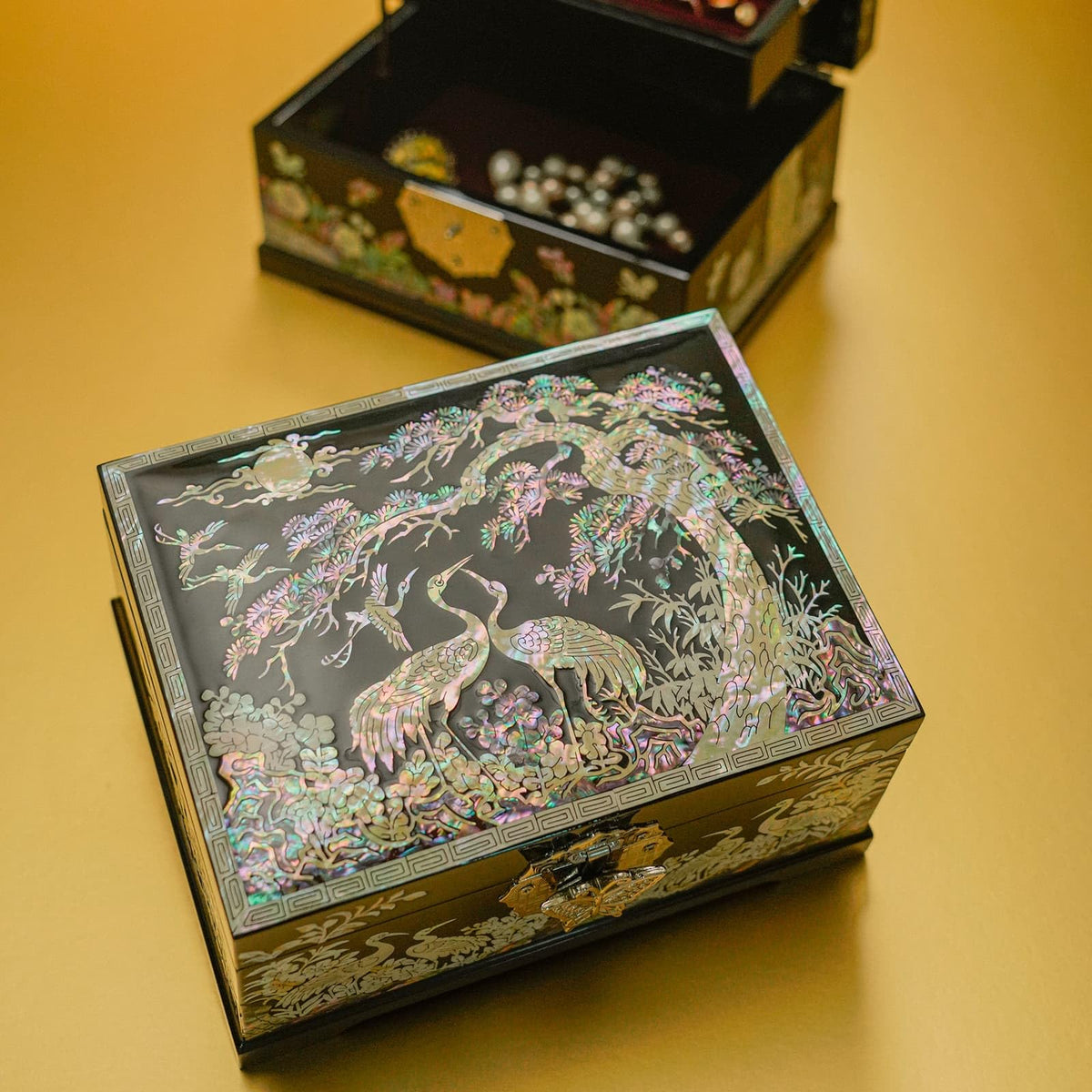 Mother-of-Pearl Crane Jewelry Box | Wooden Make | Two-Layer Velvet Interior | Mirror Lid | Lacquer Finish | Handmade Korean Art | Valentine’s & Mother’s Day Gift (Crane)
