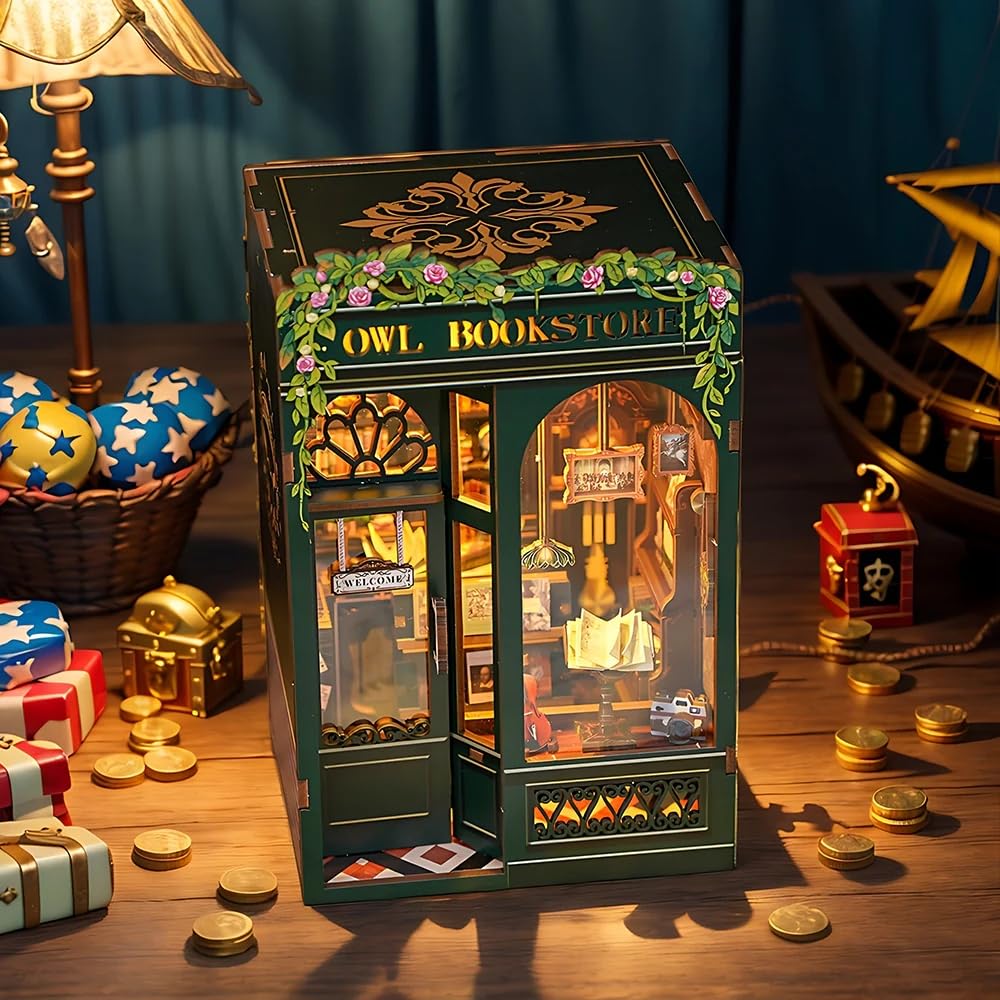 Owl Bookstore Book Nook Kit (Owl Bookstore)
