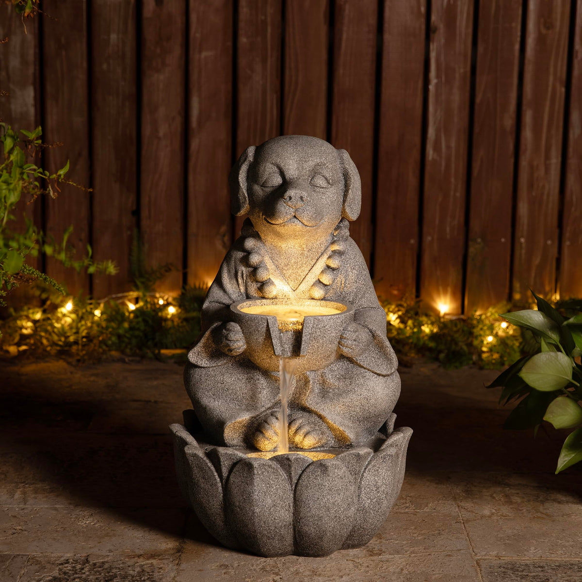 Water Fountain Outdoor (Concrete Dog / 22"H)