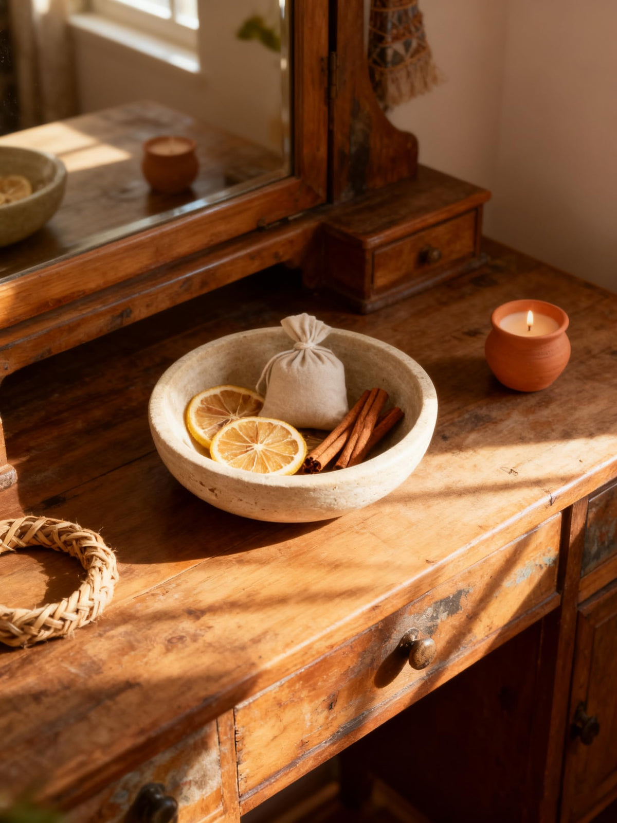 Handmade Travertine Stone Bowl (Beige)