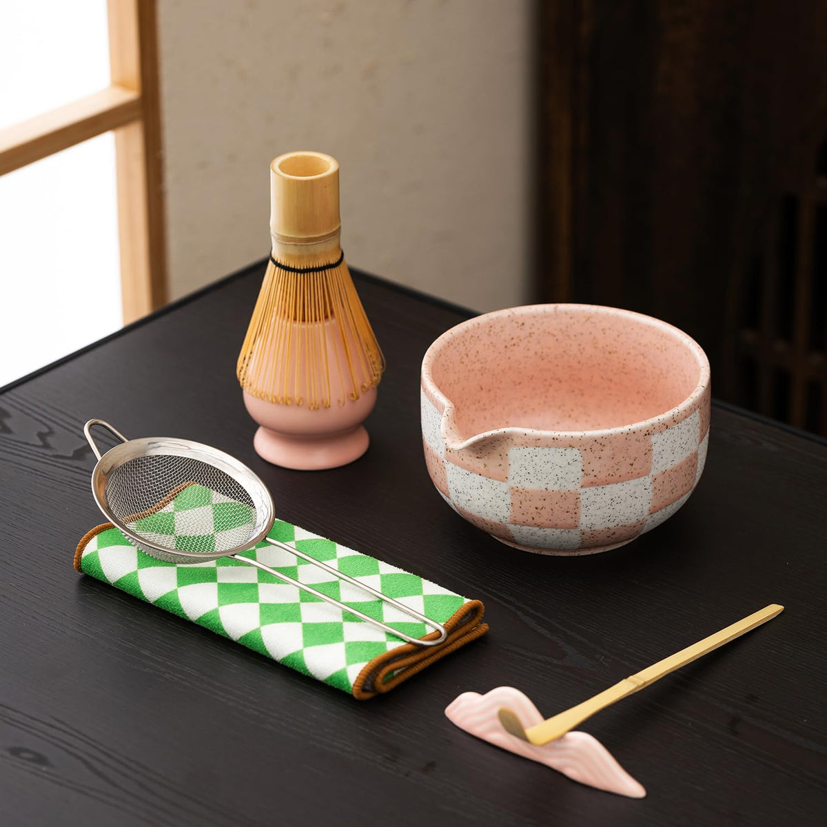 Premium 7 Piece Matcha Tea Set (Pink grid)