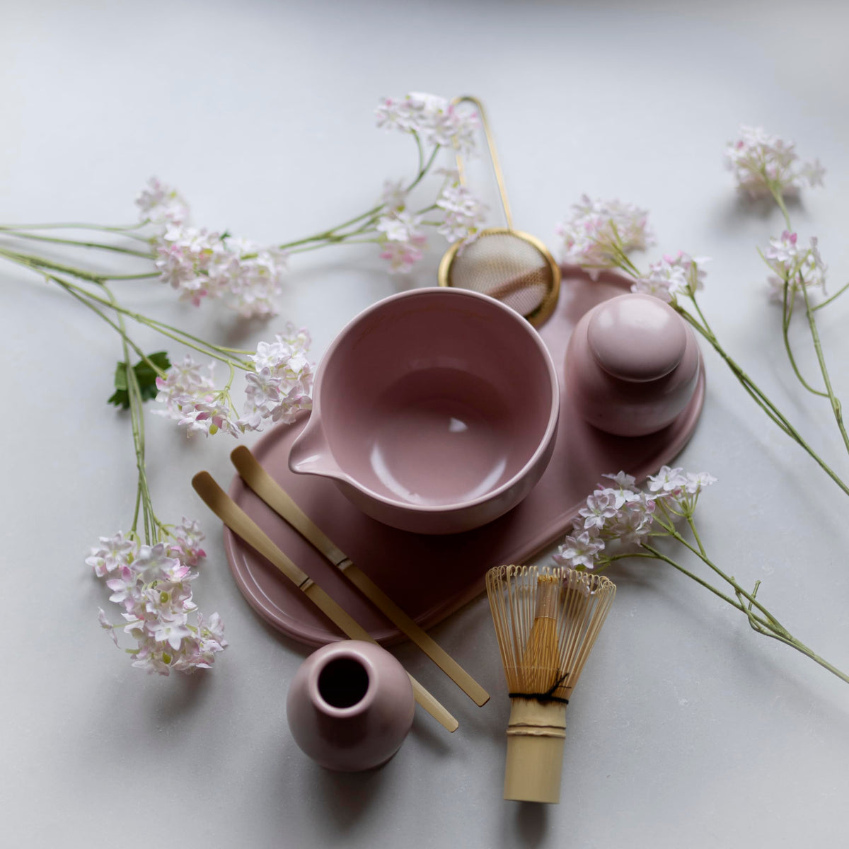 Blush Pink 7 Piece Matcha Tea Set with Bowl & Bamboo Whisk (Blush Pink)