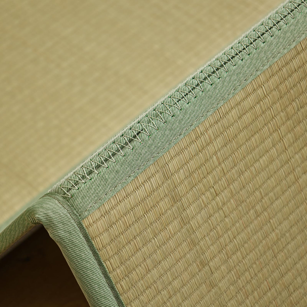 Natural Rush Grass Floor Tatami Mat (4'7" x 6'7")