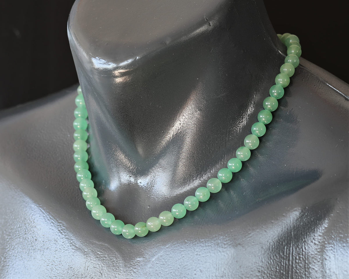 Natural Green Aventurine Beaded Choker Necklace (Green Aventurine / 36 Inches)