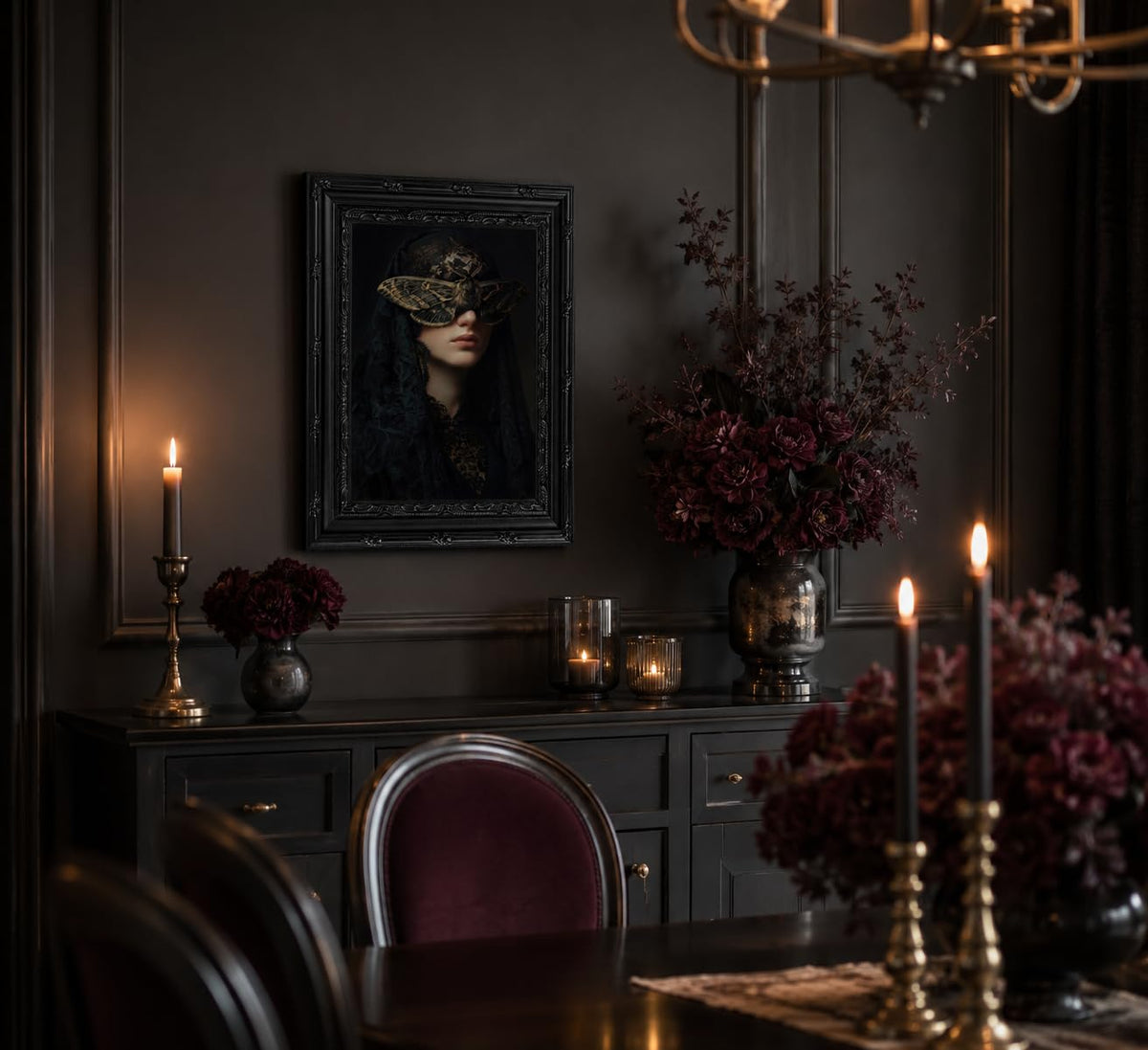 Framed Dark Gothic Wall Art (Moth / 11"L x 9"W)