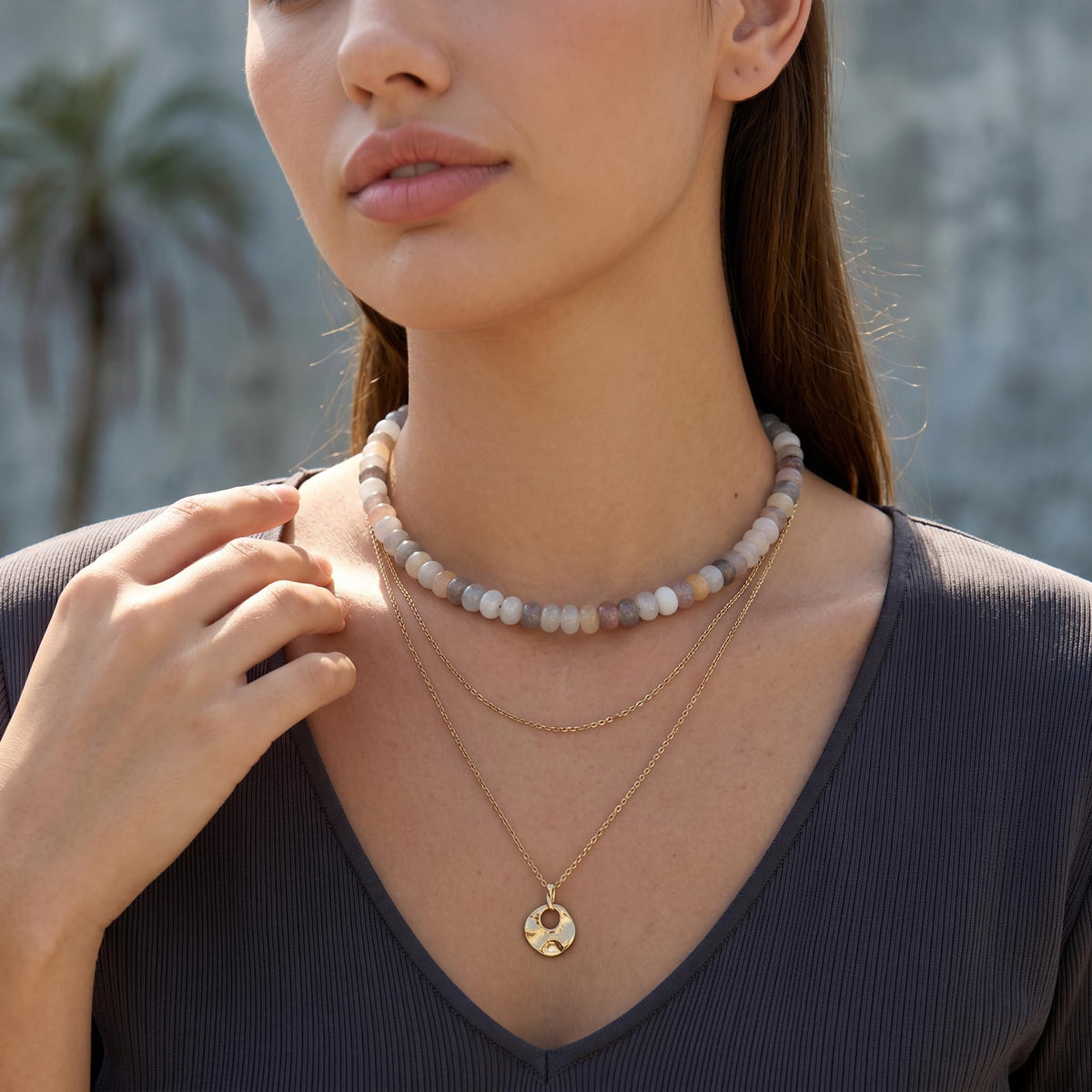 Natural Stone Beaded Choker Necklace for Women (Low saturation gradient color)