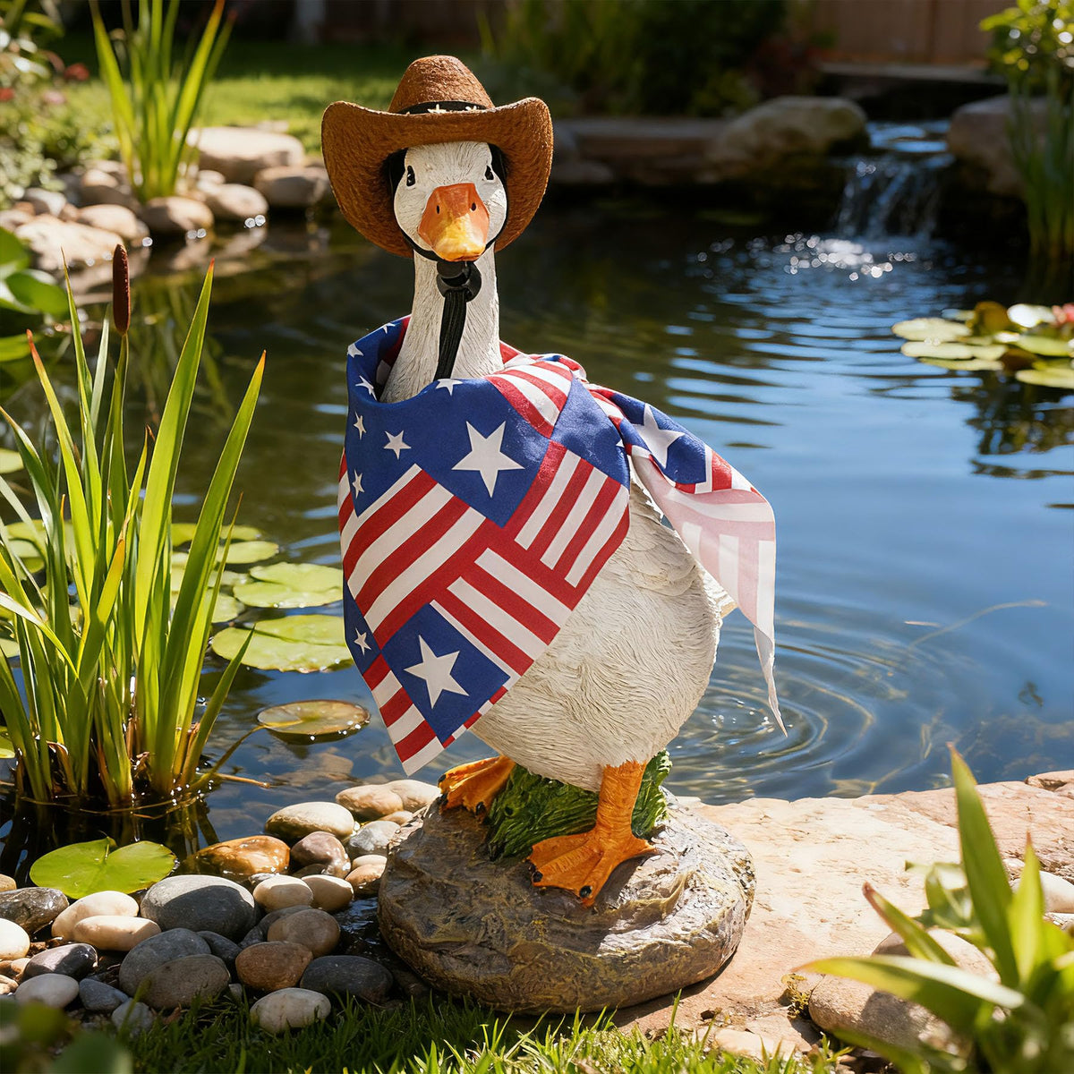 USA Duck Decor Statue for Independence Day (Blue)