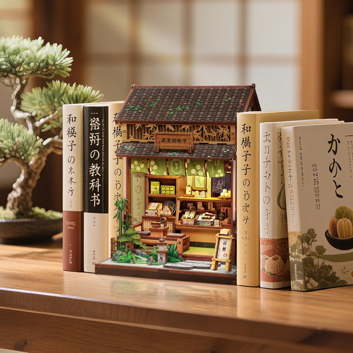 Book Nook Kit Japanese Miniature Desert Shop (Kanmi-dokoro Kurihara)
