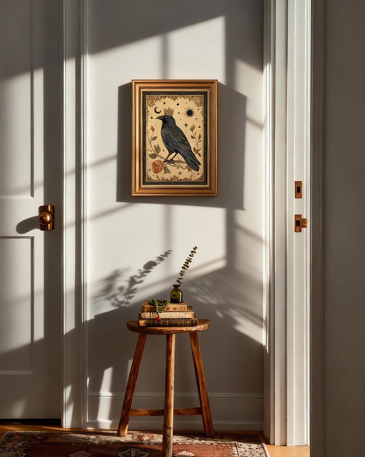 3D Textured Gold Framed Wall Art (Crowned Raven Taro / 16"L x 12"W)