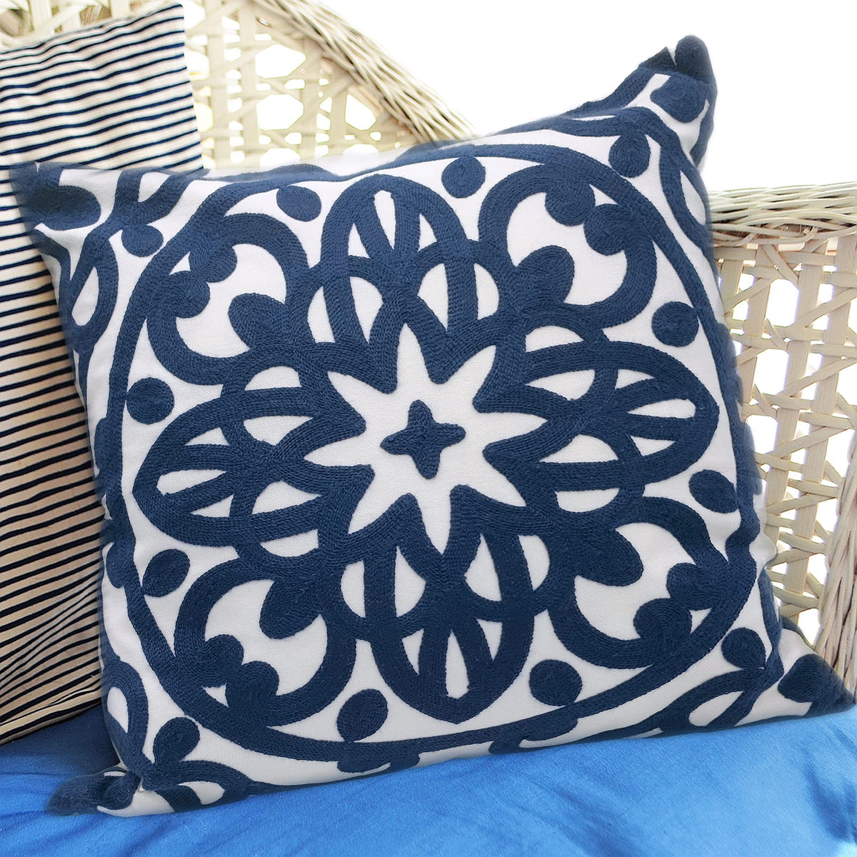 Embroidered Decorative Throw Pillow Cover 18"x 18" (Navy / 18" x 18" (Pack of 1))