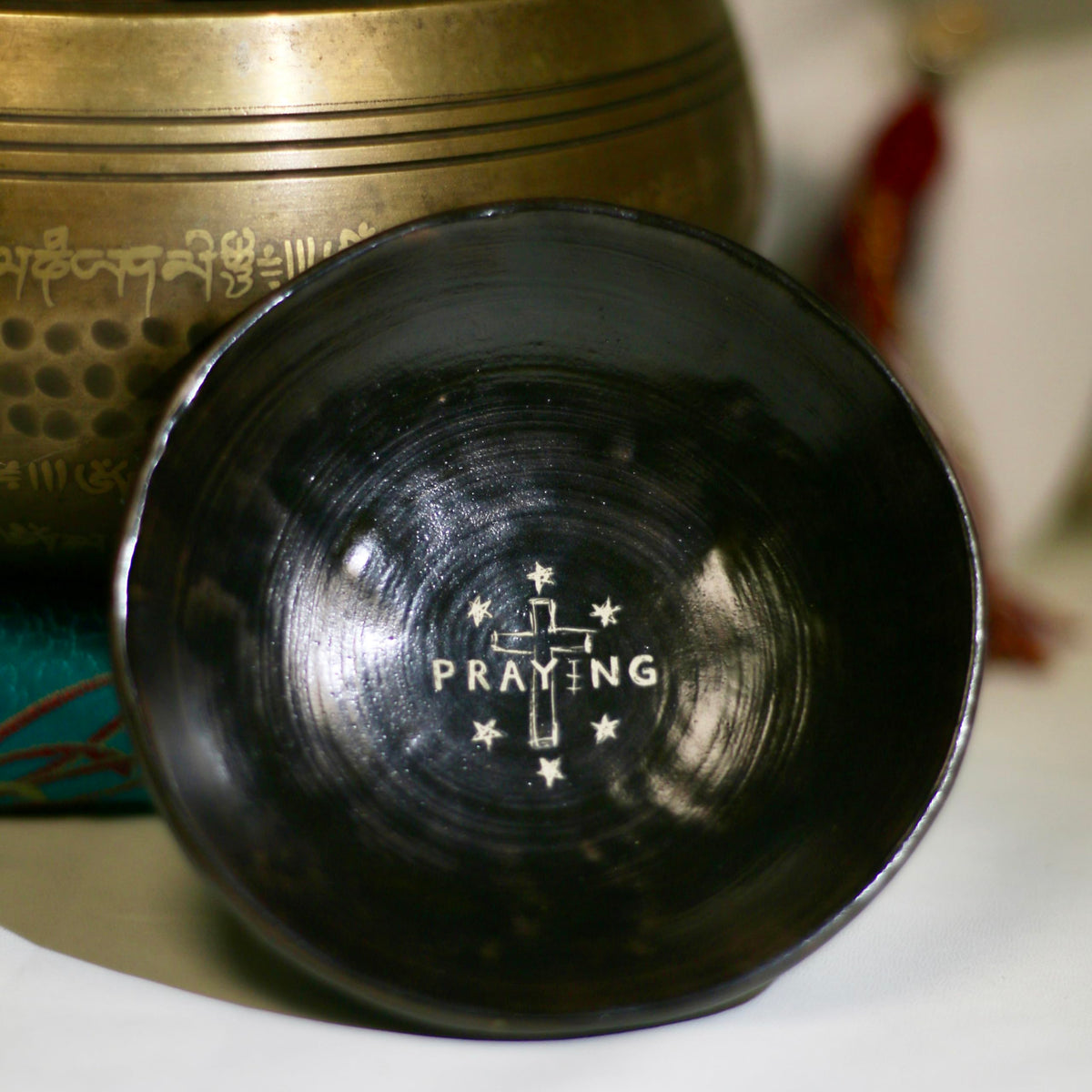 Prayer Offering Ritual Bowl Plate Great for Use Candles Tray Religious Spiritual Gifts （Black Praying） (Black Praying)