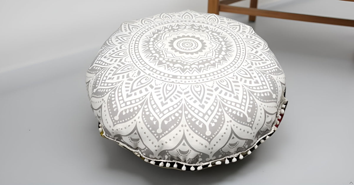 32" in Round Mandala Floor Pillow Cushion Cover Seating Throw Cover Hippie Decorative Bohemian Ottoman Poufs Pillow Cover Cases Boho Cotton Living Yoga Home Décor Room (White Silver Ombre)