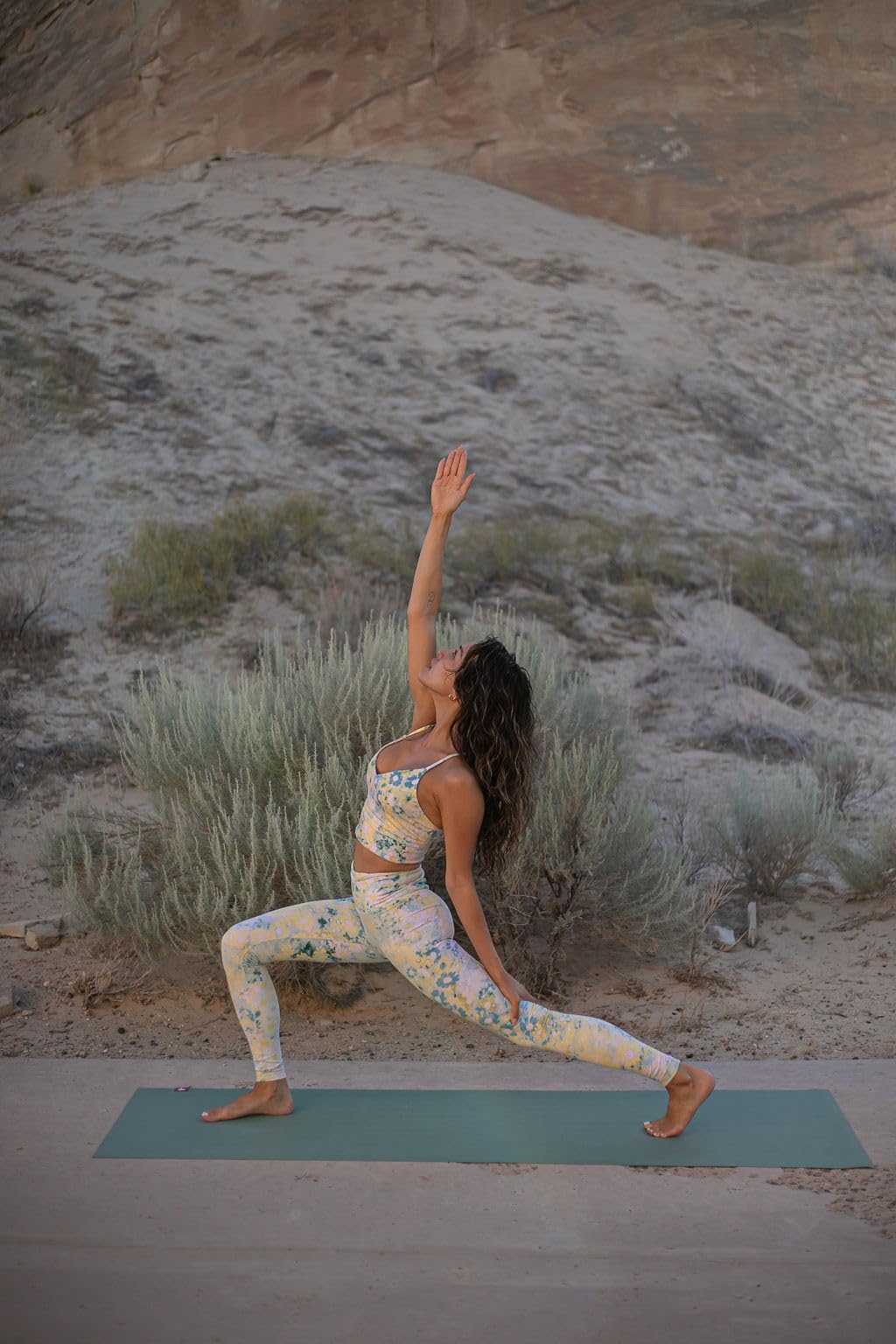 eKO Superlite Travel Yoga Mat (Orchid Marble / 71" x 24")