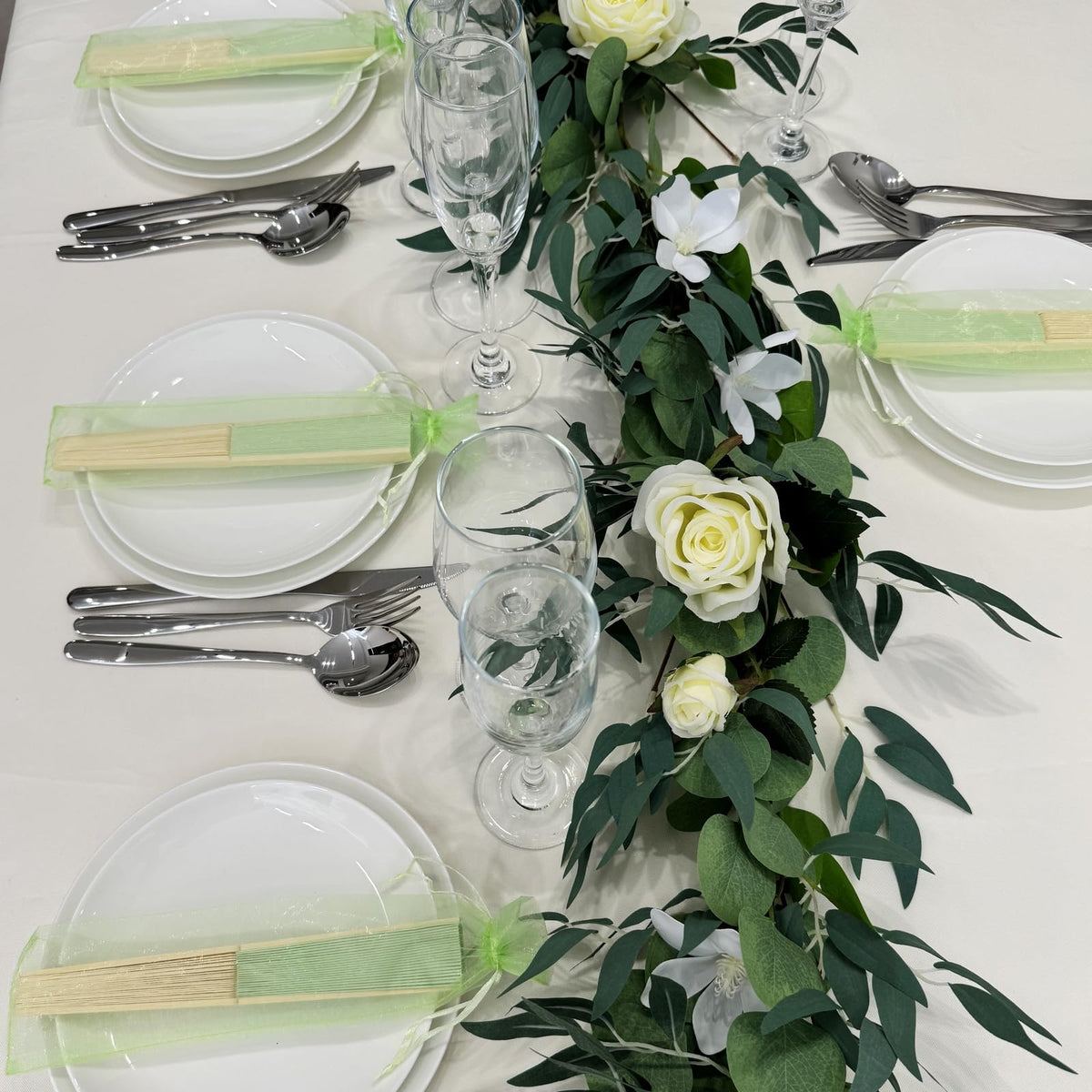 50pcs Paper Hand Fan with Organza Bags Bamboo Handheld Folding Fan DIY Decorative Wedding Party Favors (Light Green)