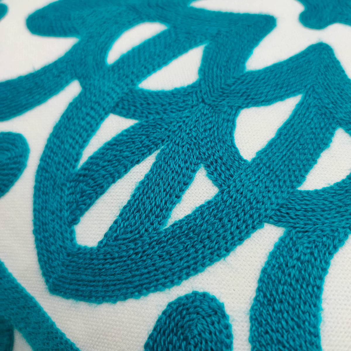 Embroidered Decorative Throw Pillow Cover 18"x 18" Set of 2 (Teal / 18" x 18" (Pack of 2))