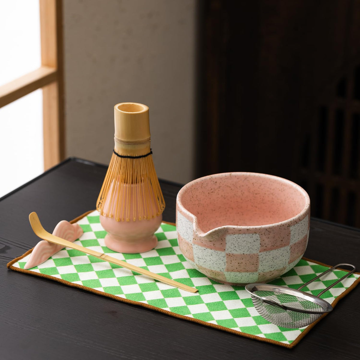 Premium 7 Piece Matcha Tea Set (Pink grid)