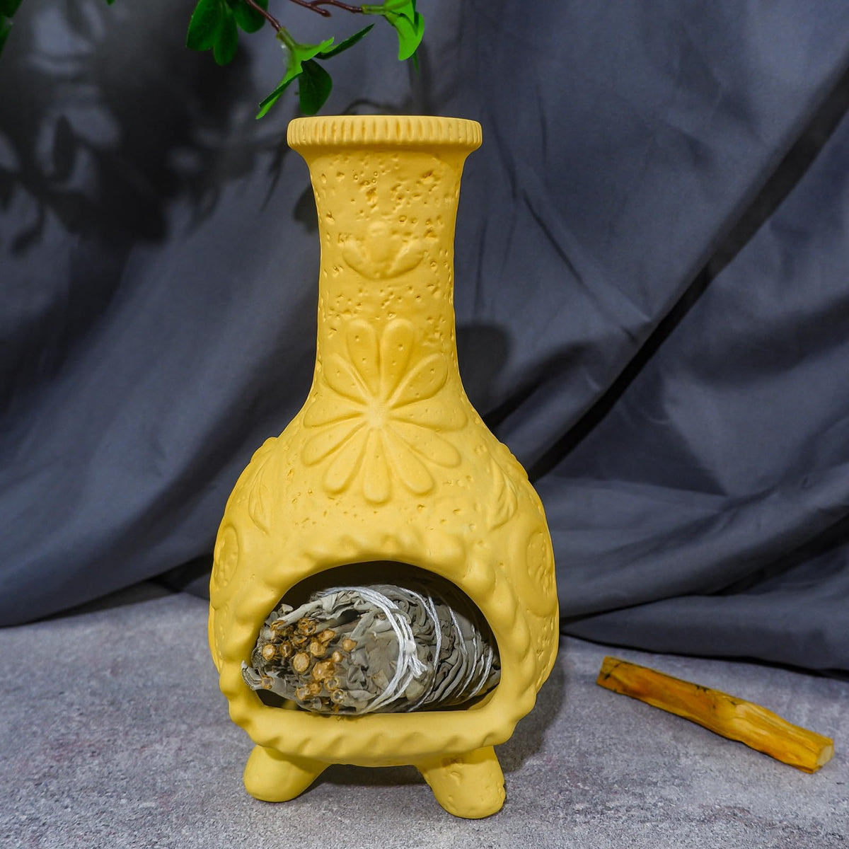 Yellow Floral Palo Santo Chiminea (Flower Palo Santo Holder-yellow)