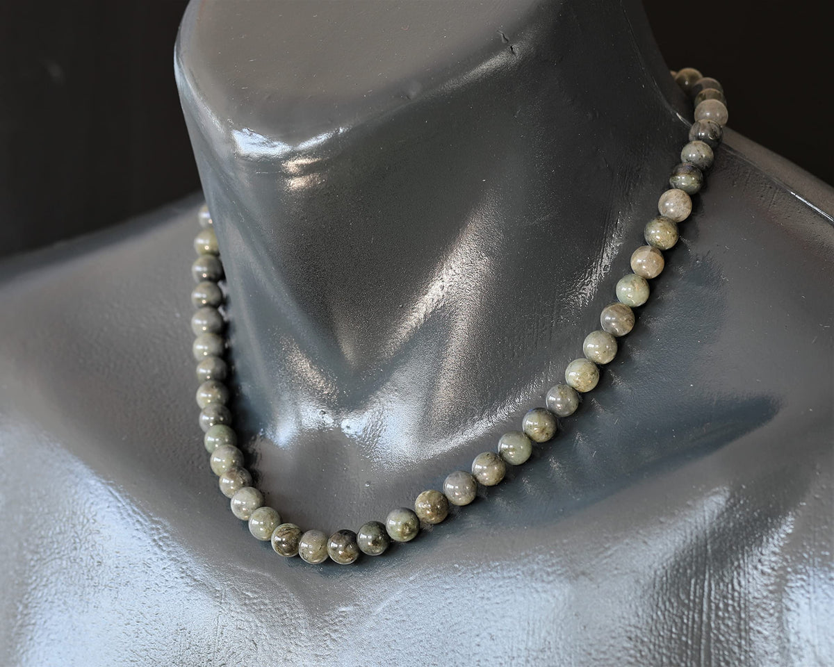Natural Labradorite Beaded Choker Necklace (Labradorite / 16 Inches)