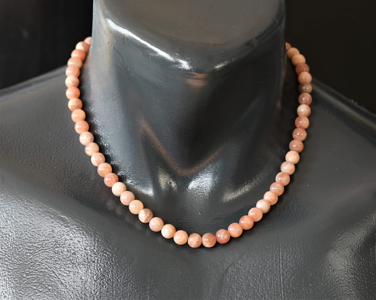 Natural Sunstone Beaded Choker Necklace (Sunstone / 18 Inches)