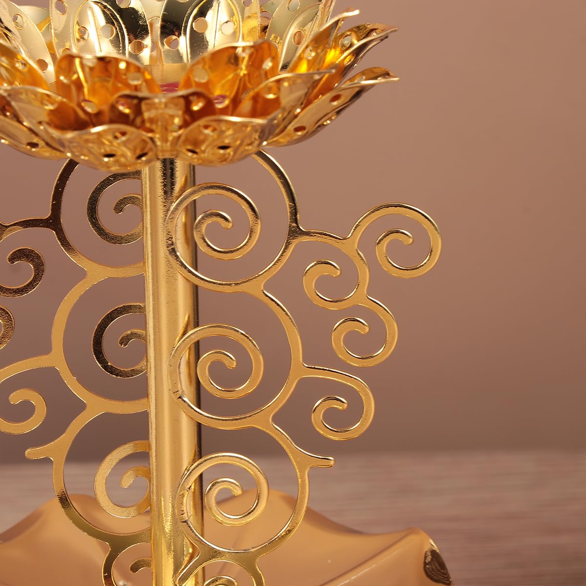 2 Pcs Alloy Candle Holder (Goldenx2pcs / 11.5x7.5cmx2pcs)