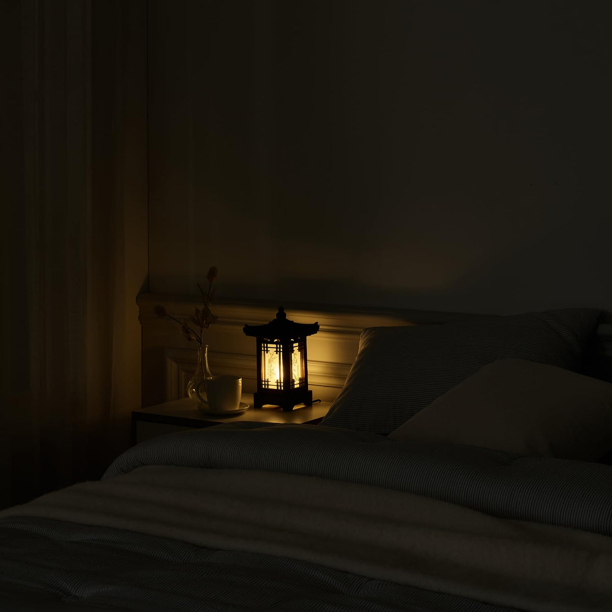 Traditional Korean Wood Lamp (House)