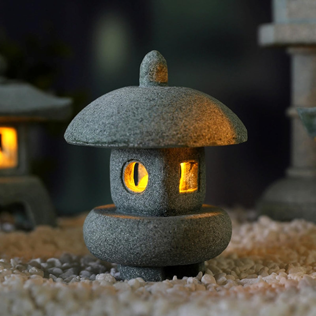 Japanese Pagoda LED Lamp Statue Figurine LED Lantern Pagoda Statue Figurine (Style A)