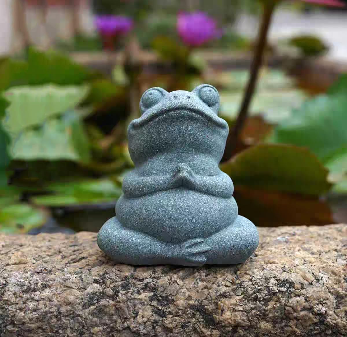 Meditating Frog Statue Yoga Animal Figurine Sandstone Sculpture (A)