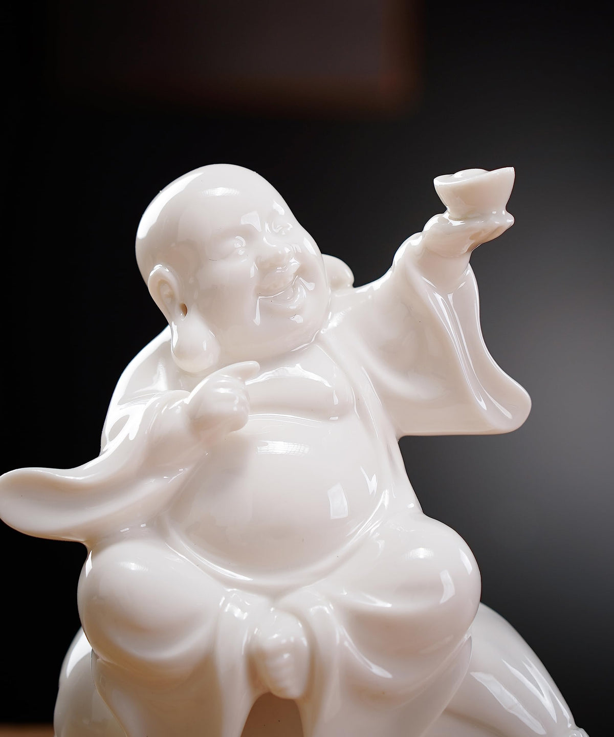Small Ceramic White Laughing Buddha Statue for Good Luck (Money)