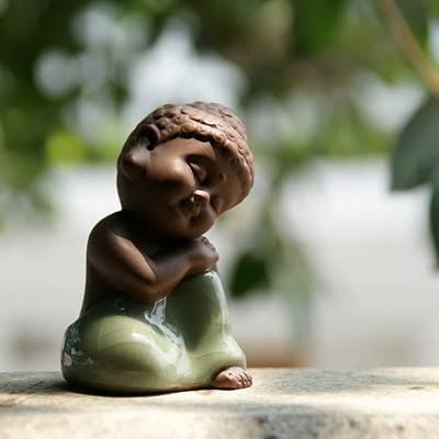 Ceramic Tiny Cute Buddha Statue Peaceful Rulai Figurine Creative Baby Crafts Dolls Ornaments Gift Classic Delicate Ceramic Arts and Crafts Tea Accessories (A)