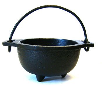 Cast Iron Cauldron w (3" Diameter)